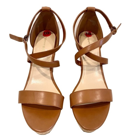 LIKE NEW — Tommy Hilfiger MISSA Leather Tan Platform Wedge Size 10 - Picture 6 of 10